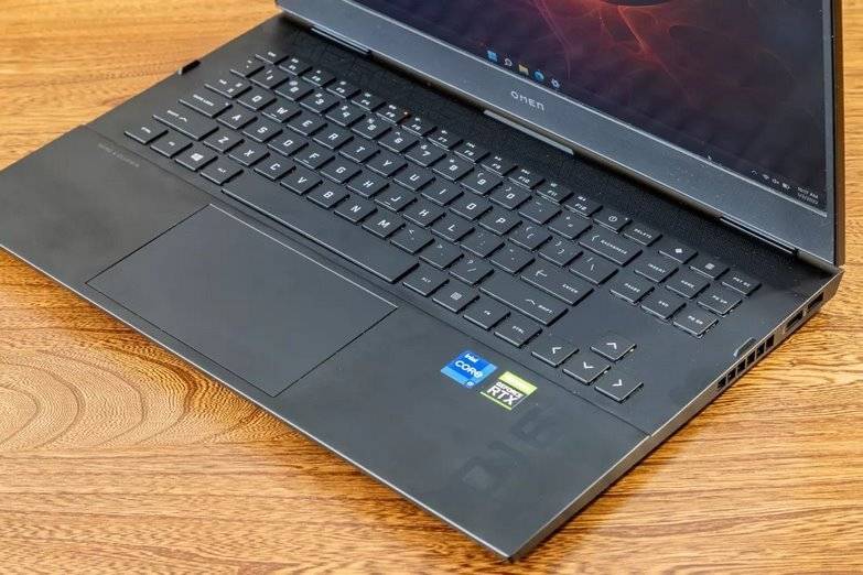 بررسی لپتاپ HP Omen 16